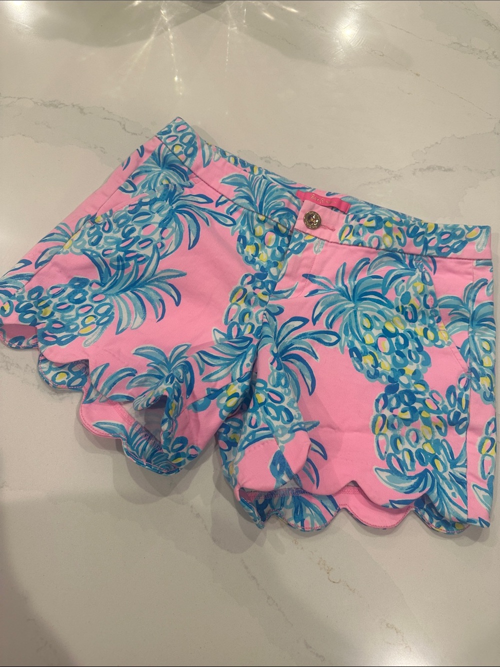 Lilly Pulitzer Buttercup stretch shorts in Pelican Pink Beat the heat pineapples